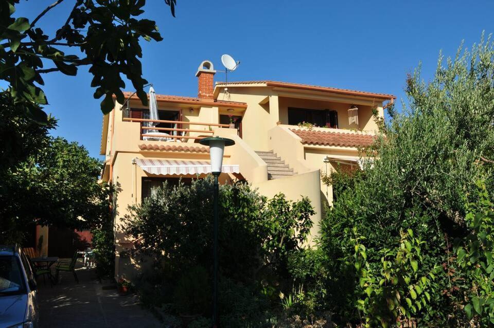 Adria Apartments Sveti Filip i Jakov Exteriör bild
