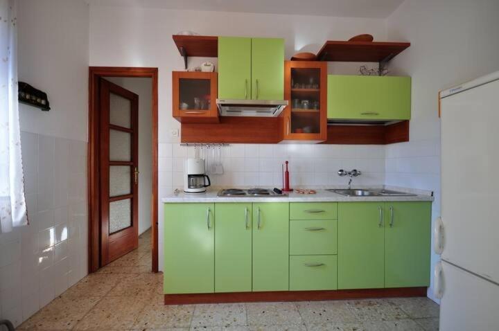 Adria Apartments Sveti Filip i Jakov Exteriör bild
